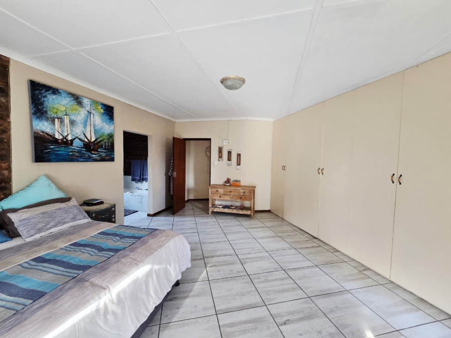 4 Bedroom Property for Sale in Blanco Western Cape